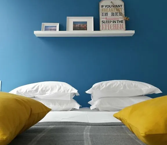 לינה וארוחת בוקר Rossio 4*